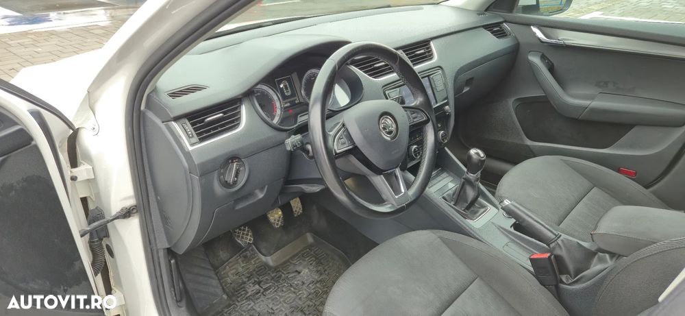 Skoda Octavia 2.0 TDI 4X4 Style - 12