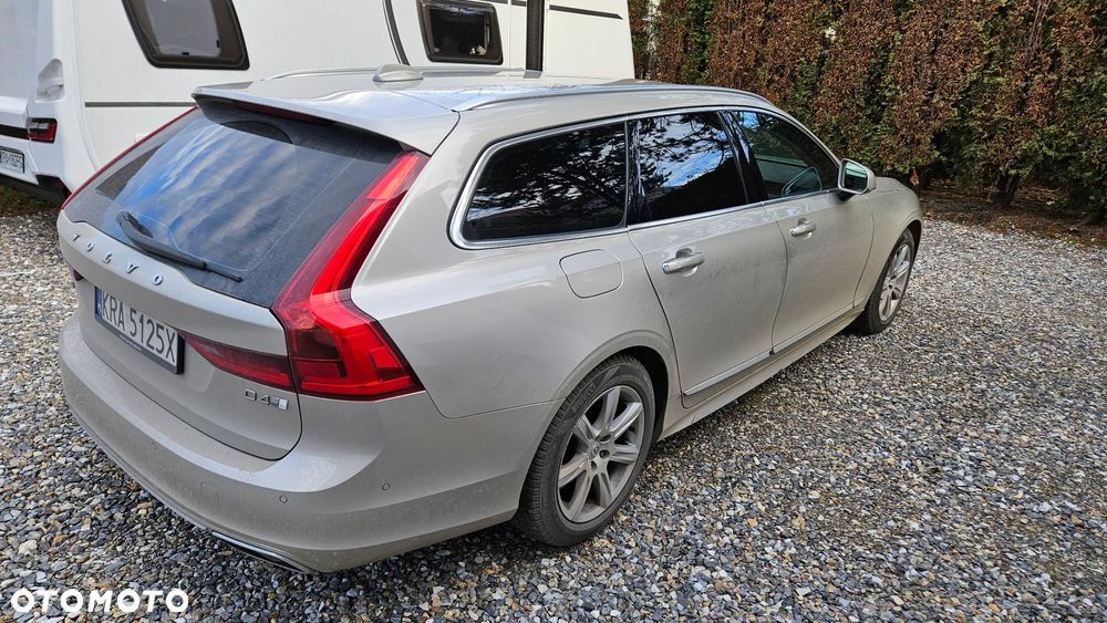 Volvo V90 D4 Inscription - 4