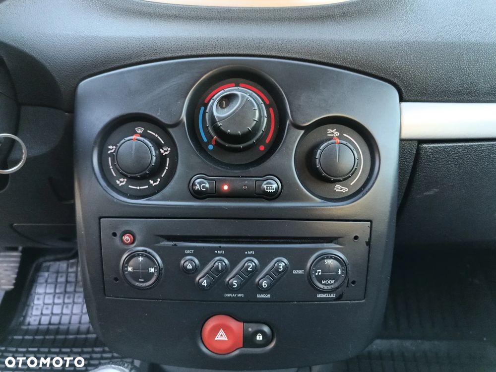 Renault Clio 1.6 16V Exception - 16
