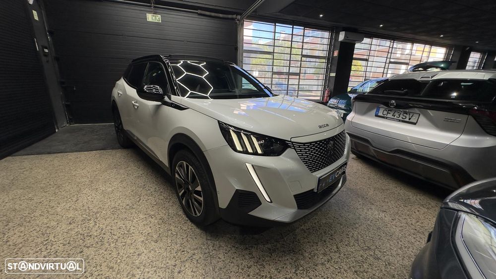 Peugeot e-2008 GT+ - 1