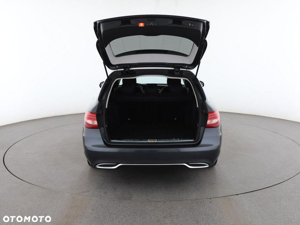 Mercedes-Benz Klasa C 180 9G-TRONIC Avantgarde - 20