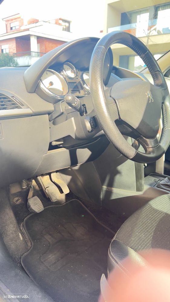 Peugeot 207 1.6 HDi 98g - 9