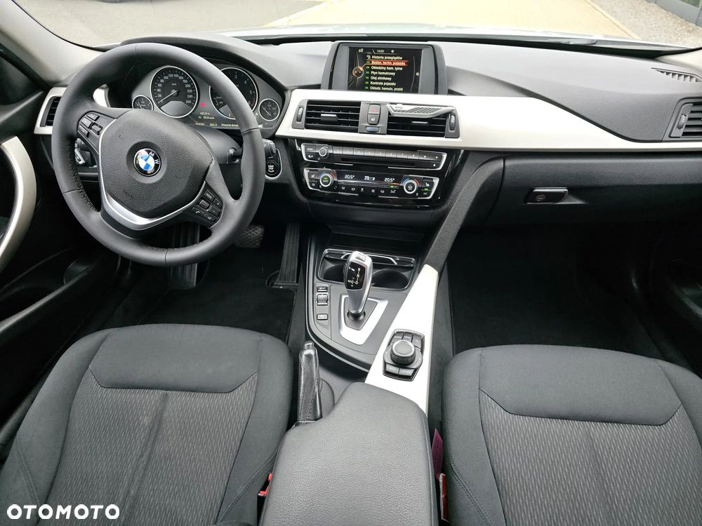 BMW Seria 3 318d - 14