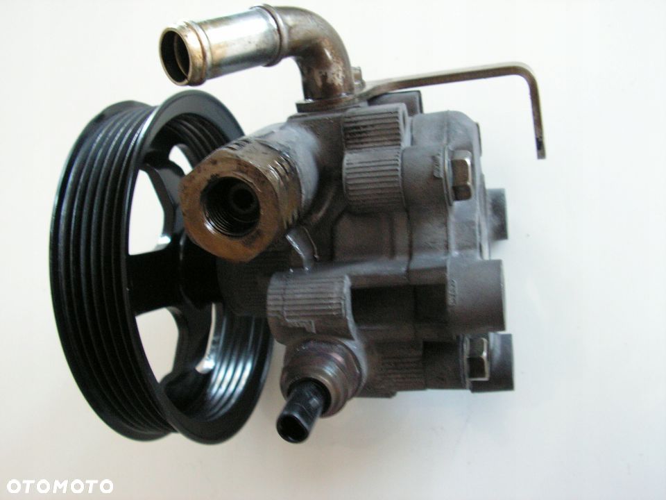 AVENSIS T22 1,6 VVT-I POMPA WSPOMAGANIA IDEALNA - 5