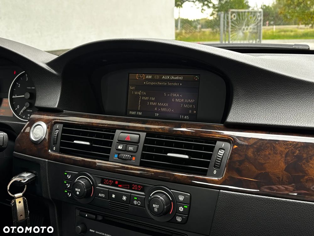 BMW Seria 3 - 35