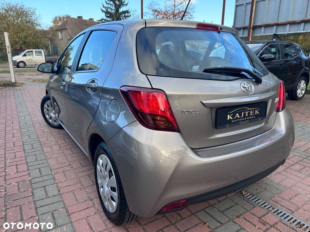 Toyota Yaris - 5
