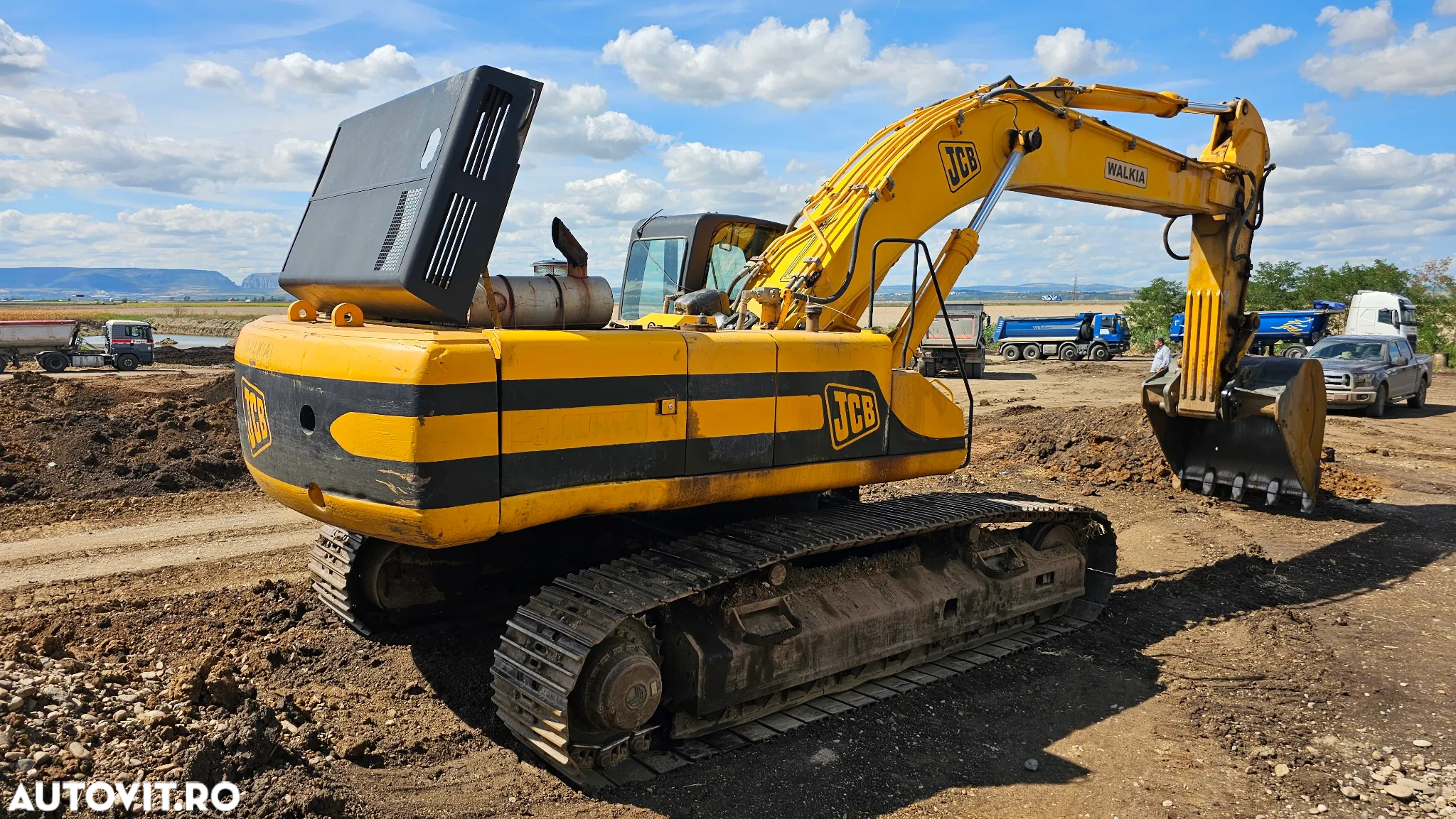 JCB JS 460 Excavator pe senile - 3