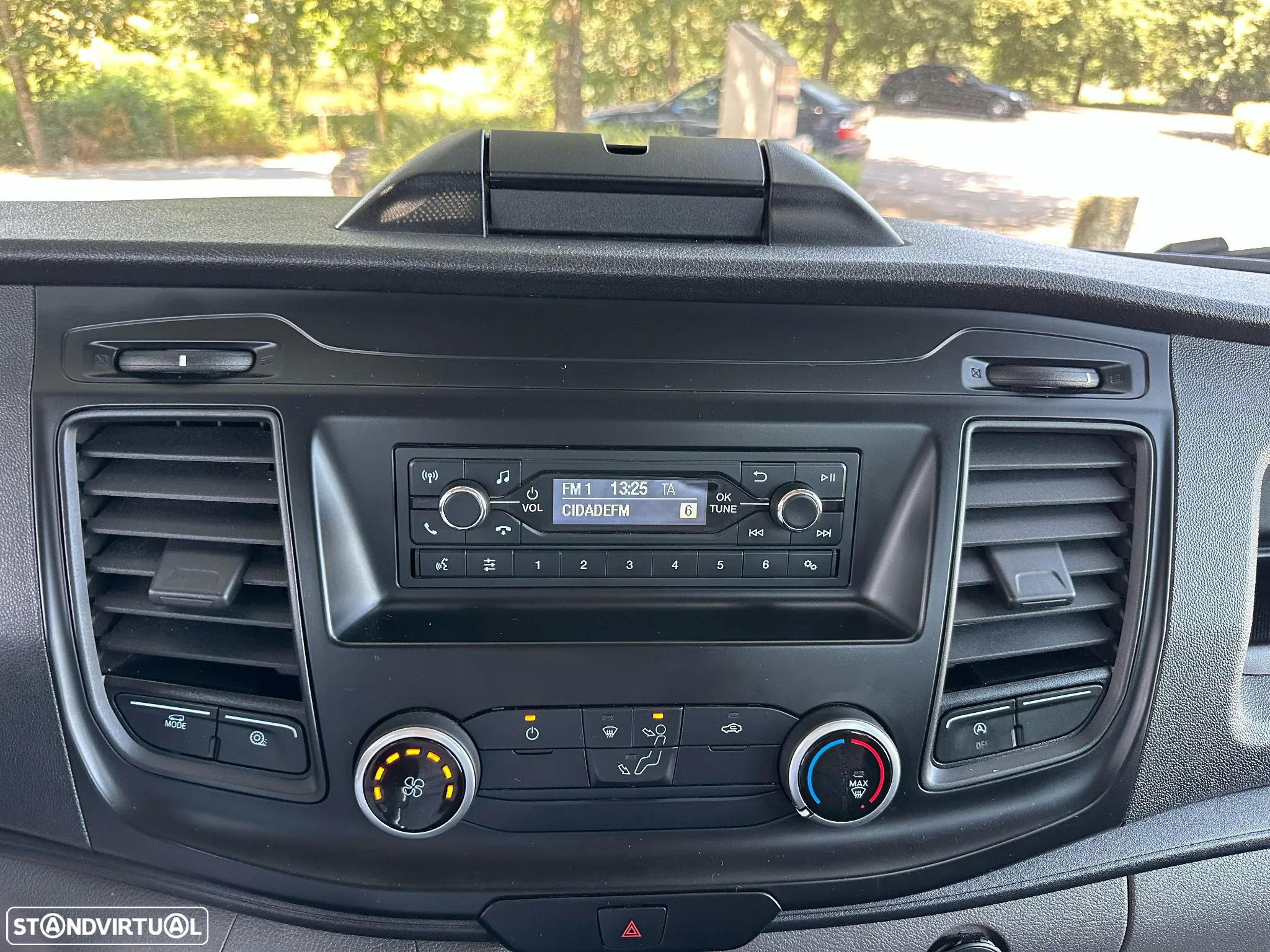 Ford Trasit Basculante 2.0 EcoBlue 130cv - Rodado Duplo - 29