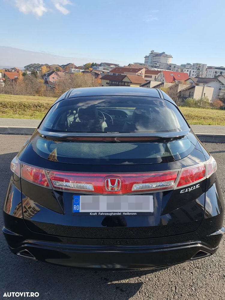 Honda Civic 1.8 SOHC i-VTEC MT Sport - 4