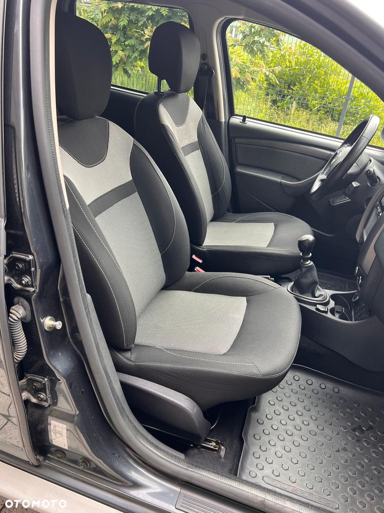 Dacia Duster 1.6 SCe Blackshadow 4x4 S&S - 27