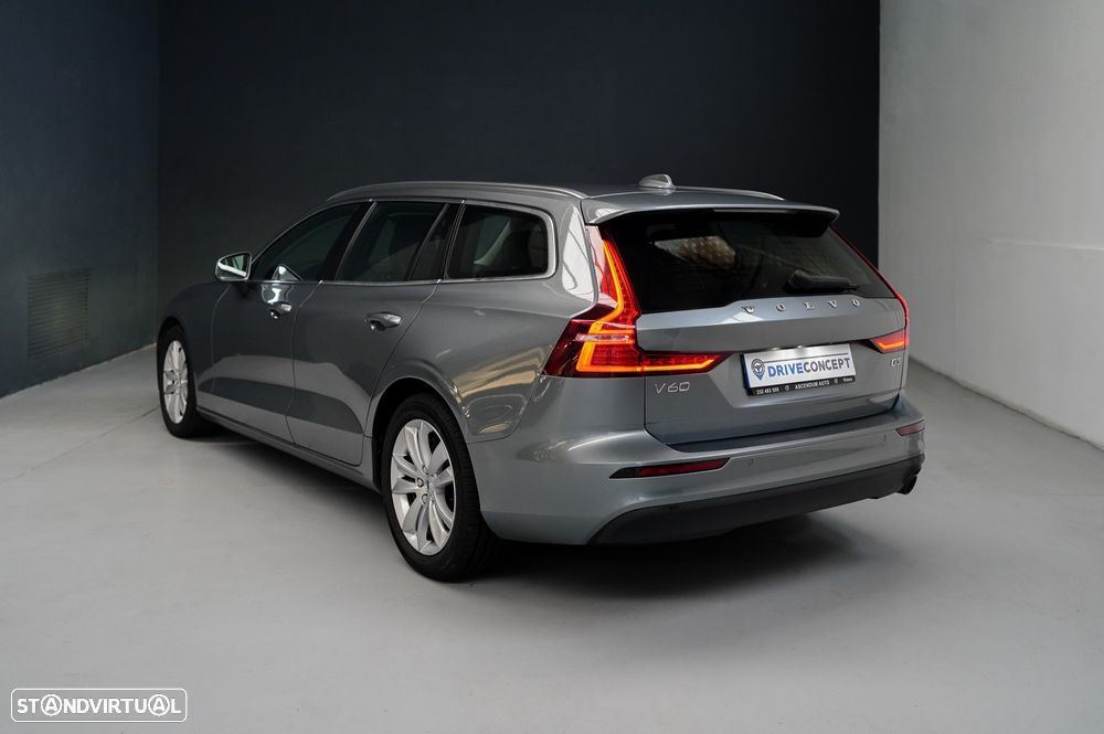 Volvo V60 2.0 D3 Momentum Plus Geartronic - 17