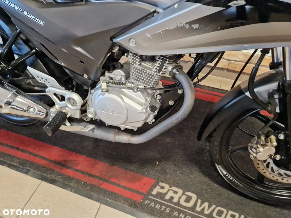 Honda CBF - 27