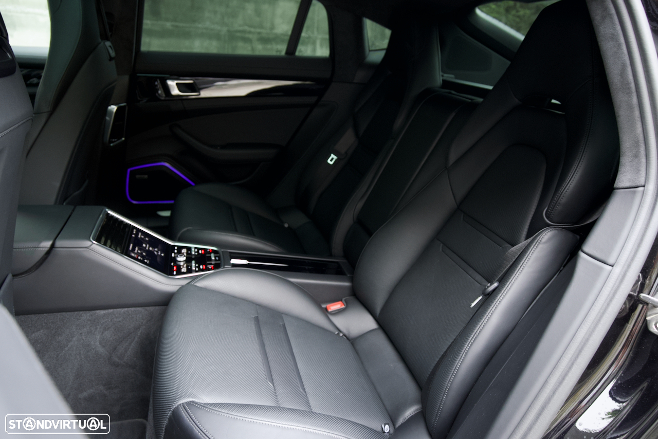 Porsche Panamera Turbo S E-Hybrid - 23