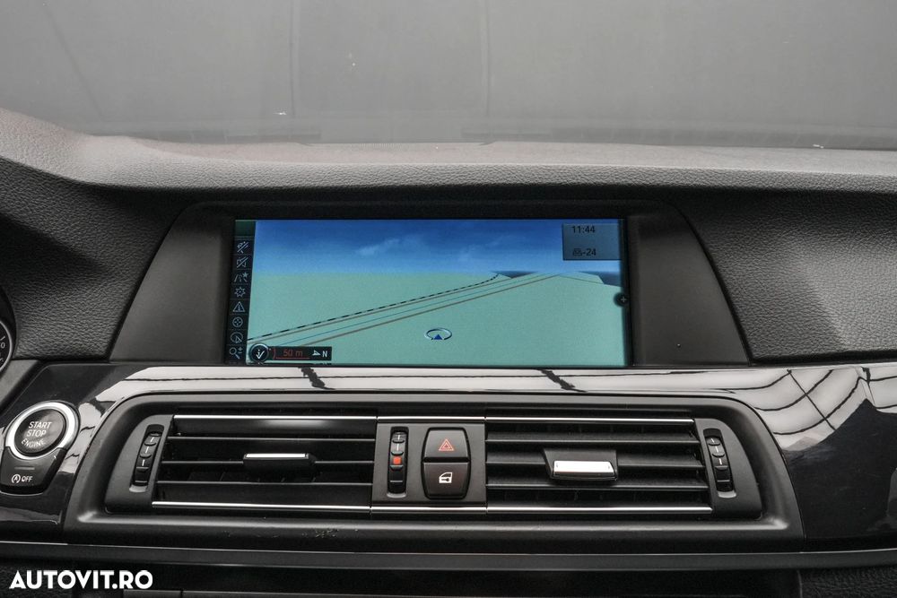 BMW Seria 5 520d Aut. Luxury Line - 21