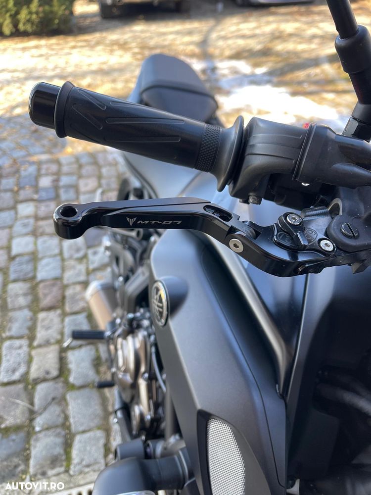 Yamaha MT-07 - 10