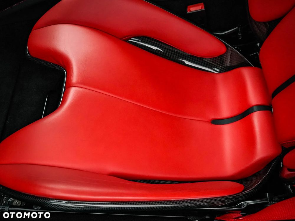 Ferrari SF90 Stradale - 31
