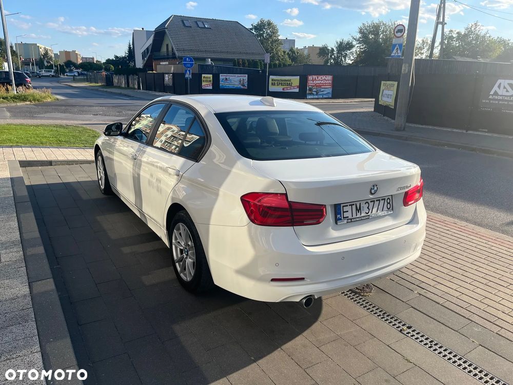 BMW Seria 3 318d Advantage - 3