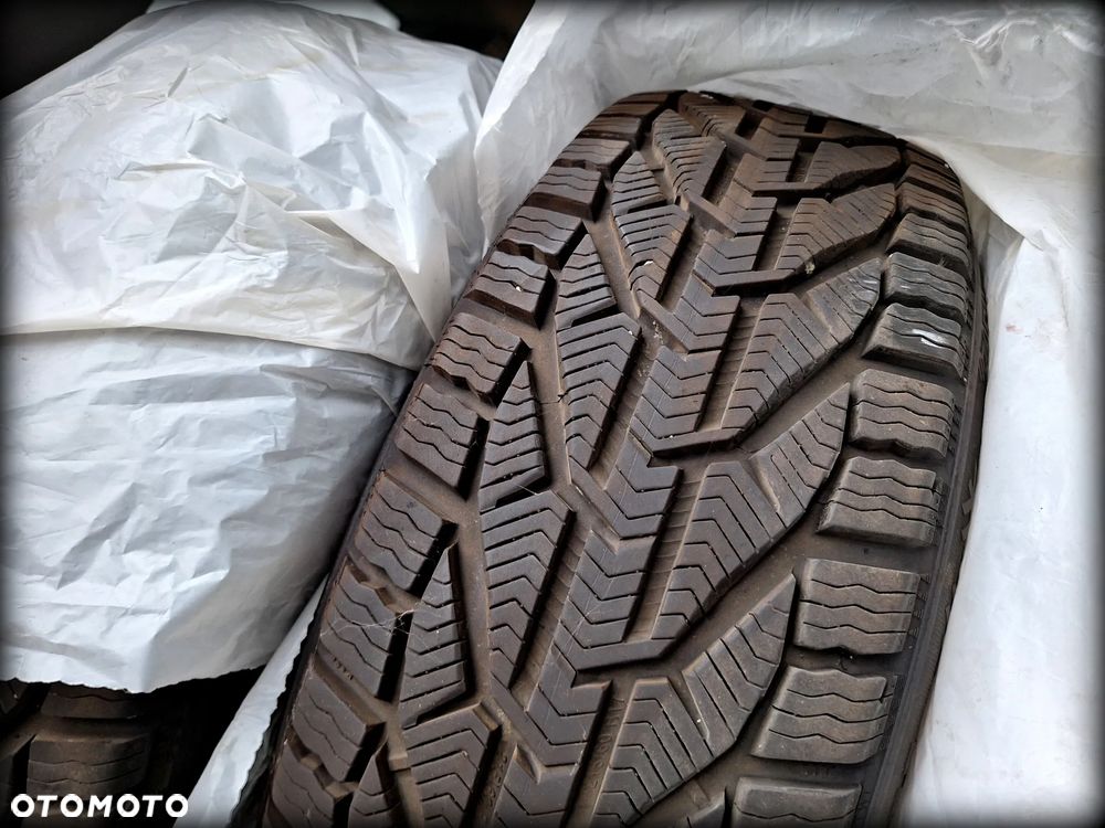 Dacia Duster 1.3 TCe Extreme EDC - 36