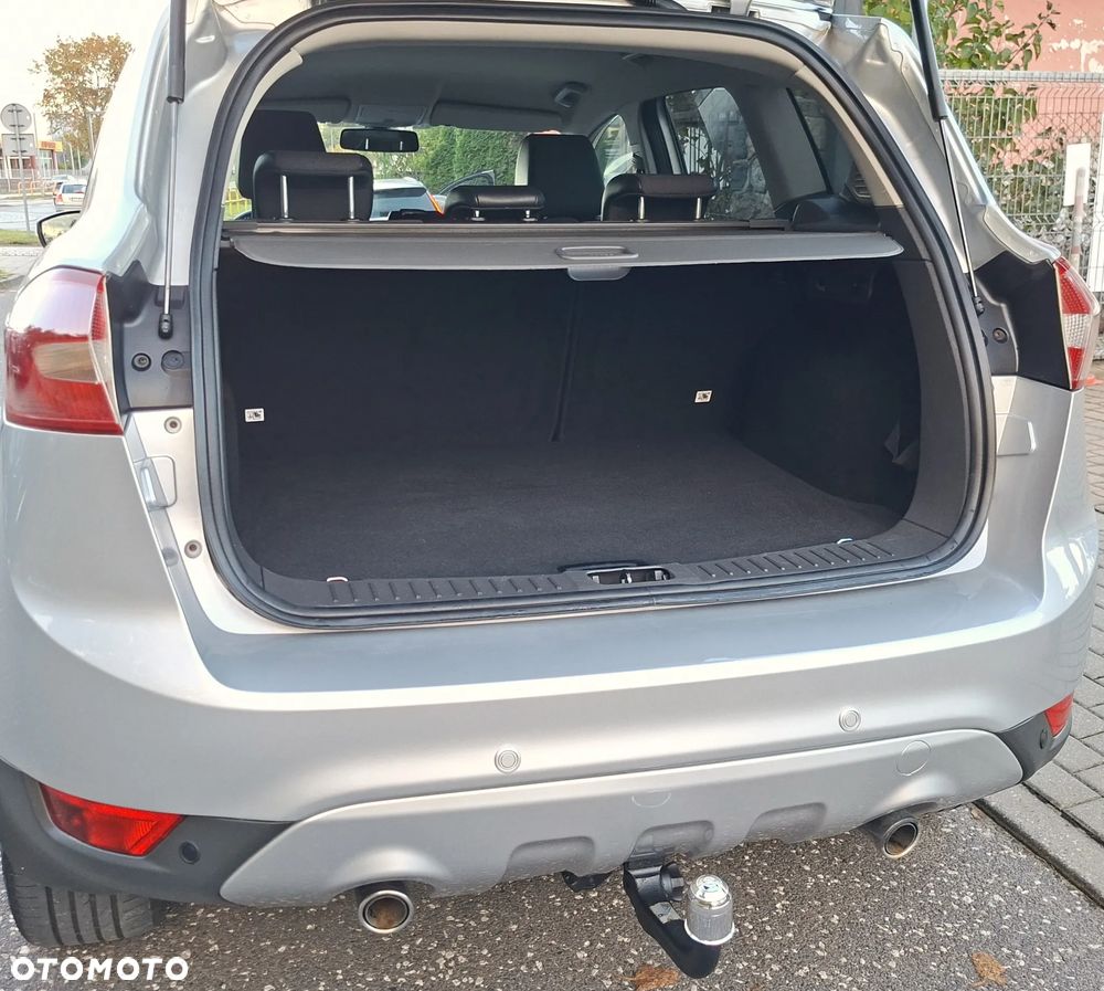 Ford Kuga 2.0 TDCi 2x4 Champions Edition - 19