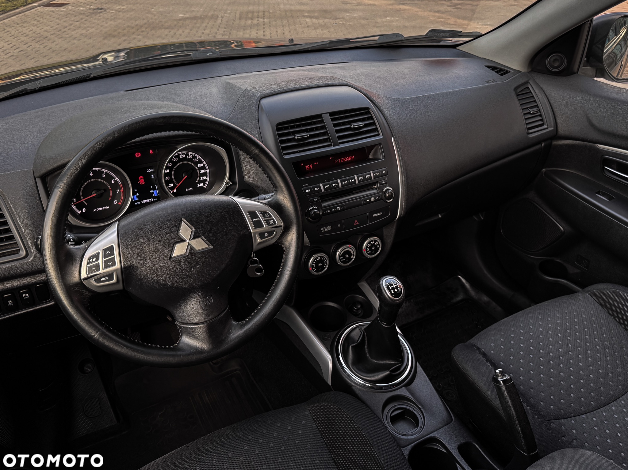 Mitsubishi ASX - 23