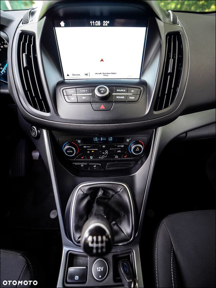 Ford Kuga - 25