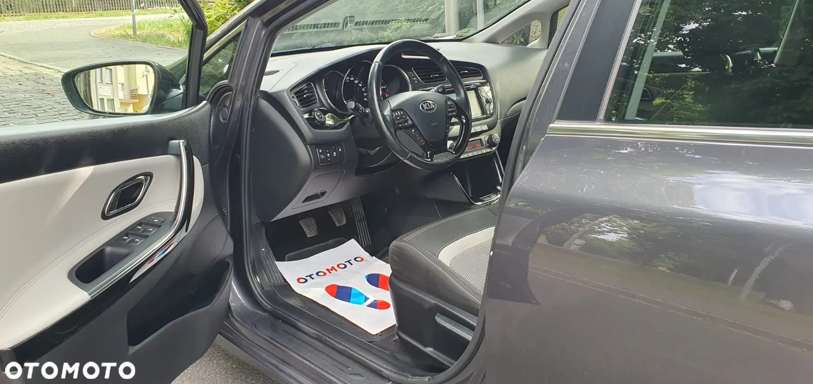 Kia Ceed 1.6 GDI SW ISG Spirit - 18