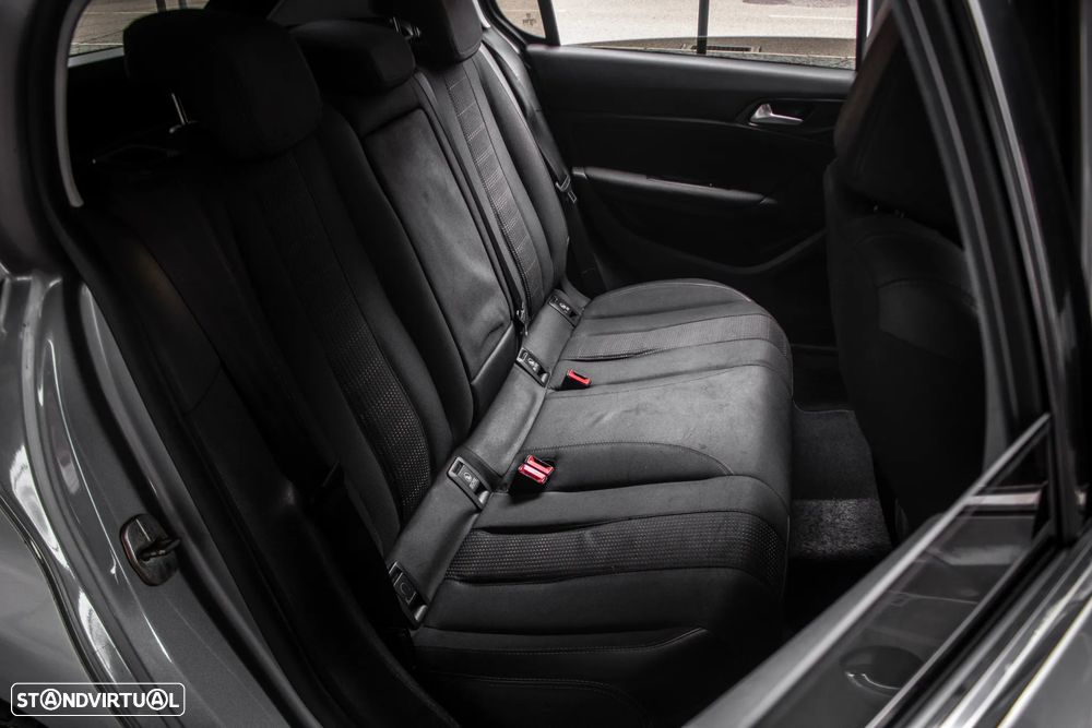 Peugeot 308 BlueHDi FAP 130 EAT8 Stop & Start Allure - 26