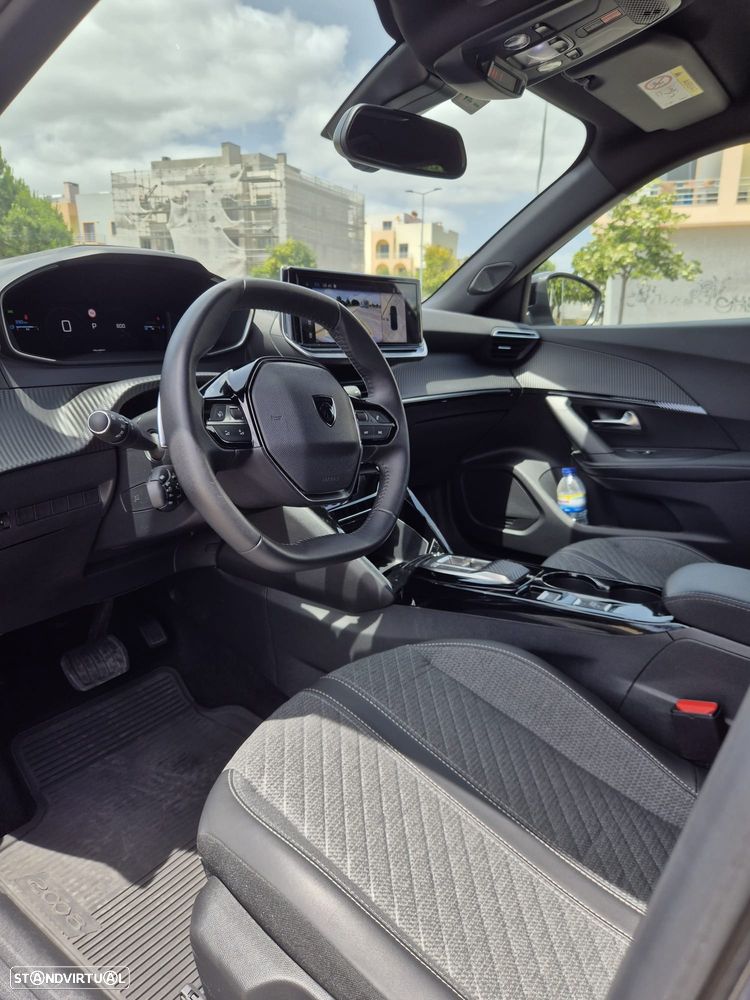 Peugeot 2008 1.2 PureTech Allure Pack EAT8 - 13
