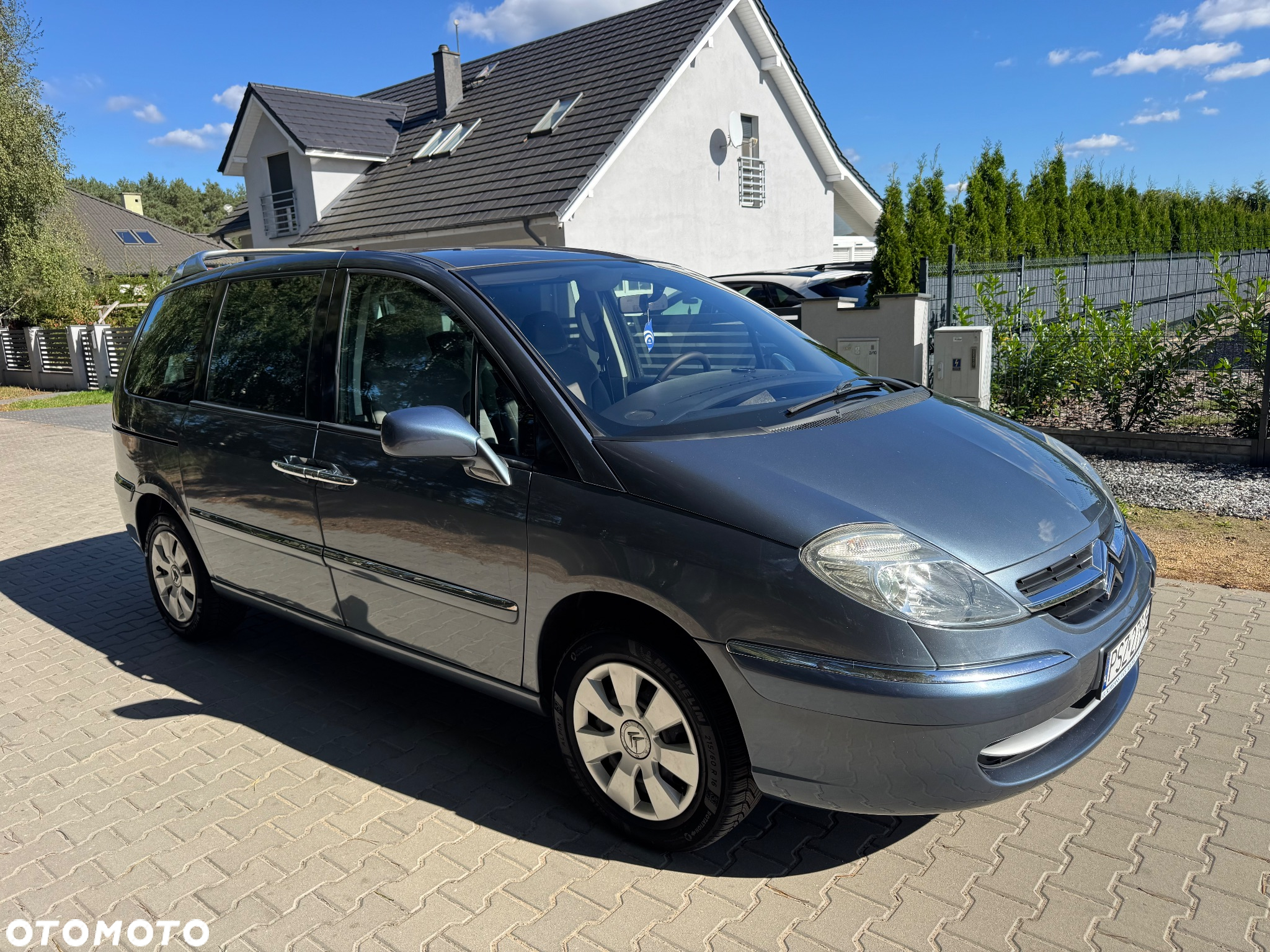 Citroën C8 2.0 16V Confort - 4