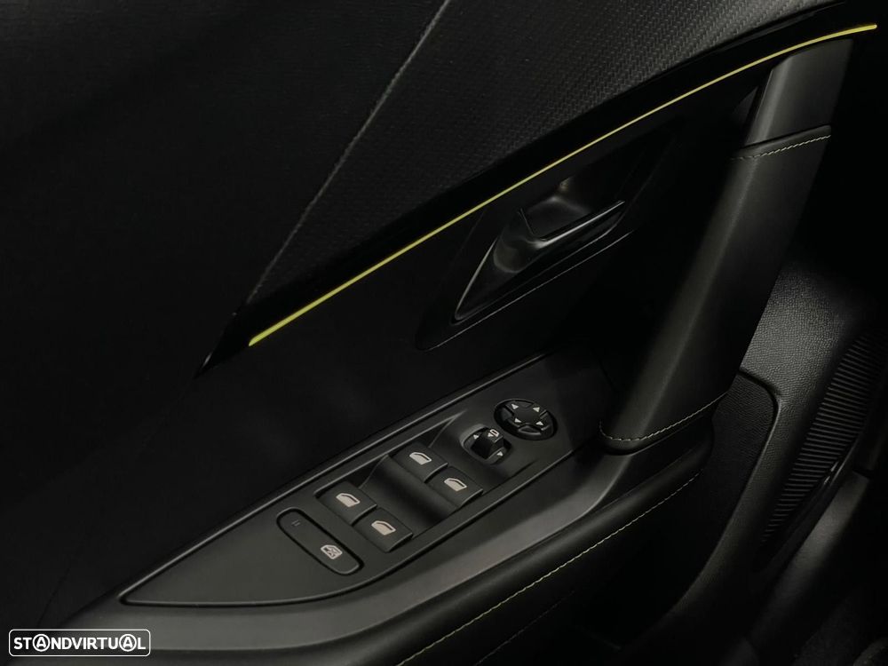 Peugeot 208 1.2 PureTech GT Line - 13