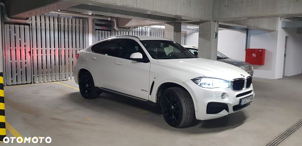 BMW X6 - 25