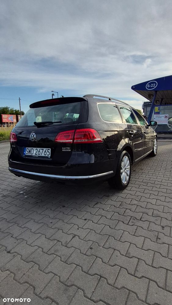 Volkswagen Passat 2.0 TDI Comfortline DSG - 4