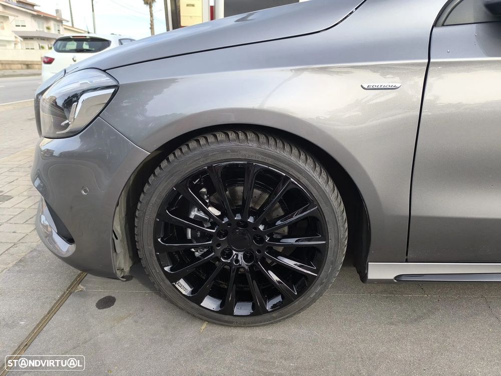 Mercedes-Benz A 180 d 7G-DCT AMG Line - 16