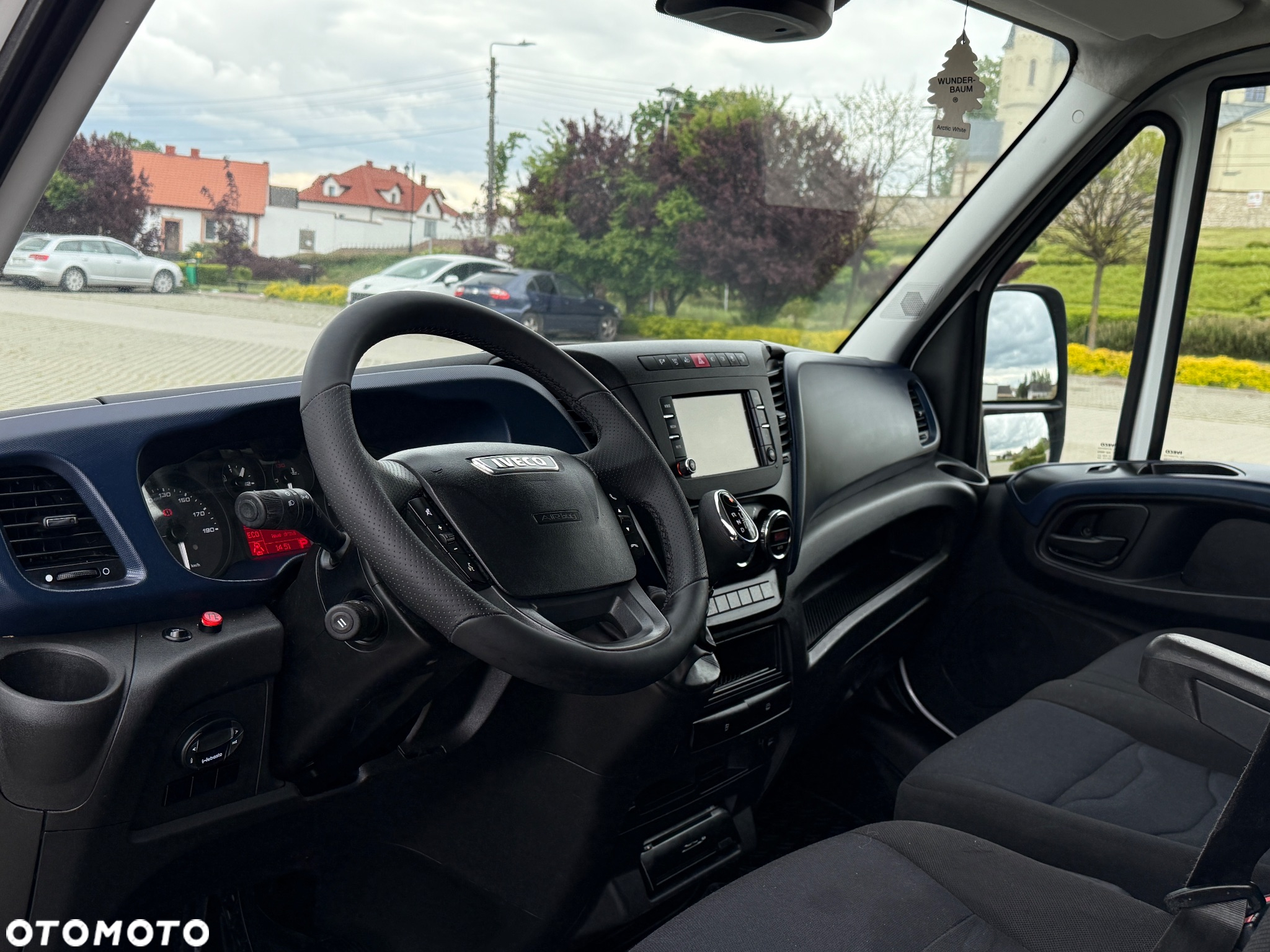 Iveco DAILY 35-160 160KM Hi Matic *Resor+Poduszka* 8 E.Palet Kontener * Izoterma +Winda 750KG BOGATA Opcja Wyposażenia!!! - 15