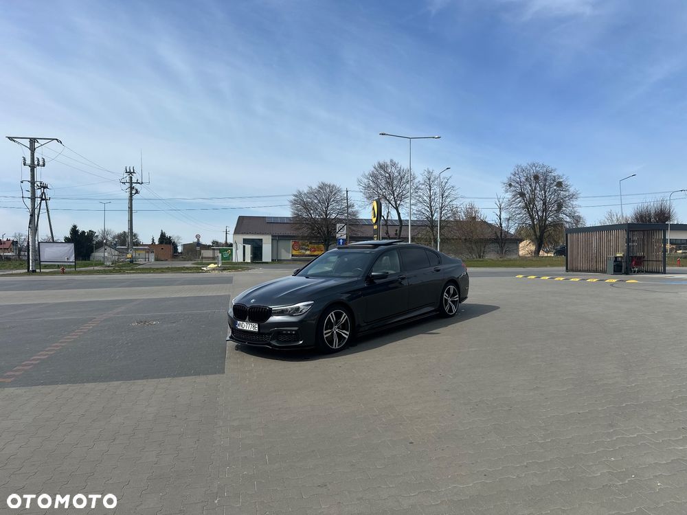 BMW Seria 7 740Li - 15