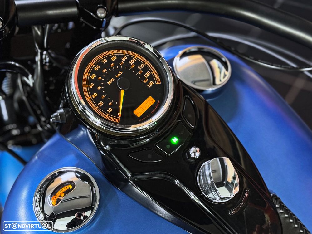 Harley-Davidson Softail Cross-Bones Edição limitada 16-200 - 8