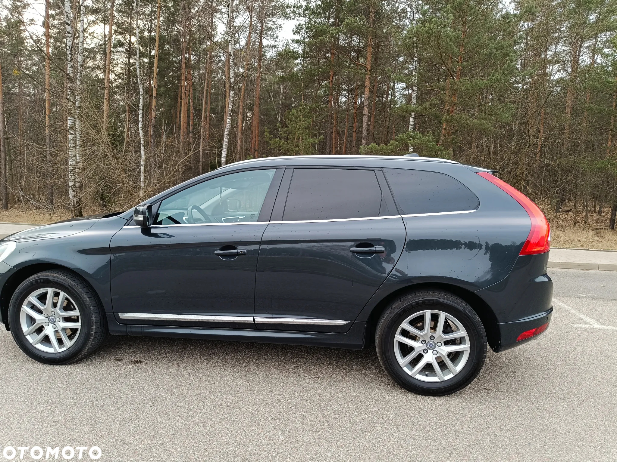 Volvo XC 60 D4 AWD Geartronic Summum - 4