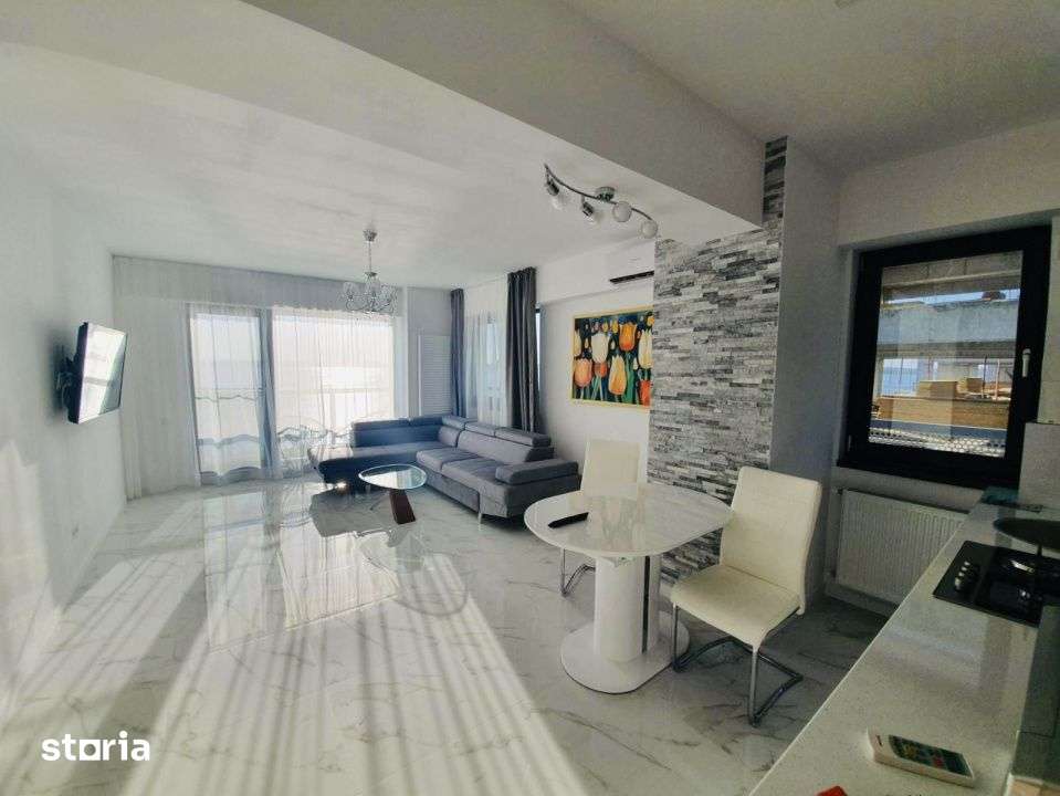 Inchiriere 2 Camere – Bloc Nou, Zona Butoaie, Mamaia Statiu — fotografia 3