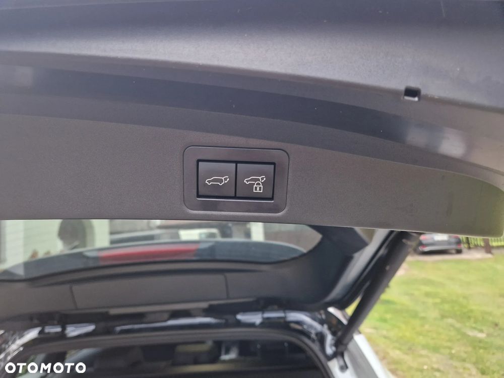 Toyota Corolla 2.0 Hybrid GR Sport - 7