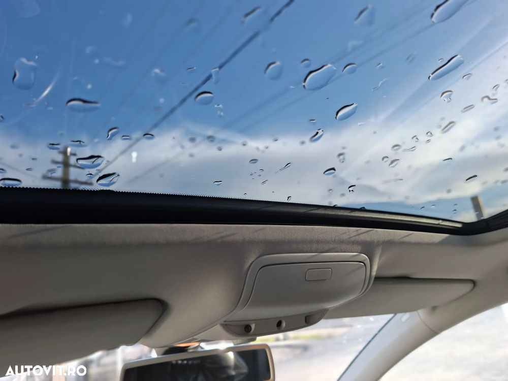 Volkswagen Golf 2.0 TDI DPF DSG Exclusive - 7