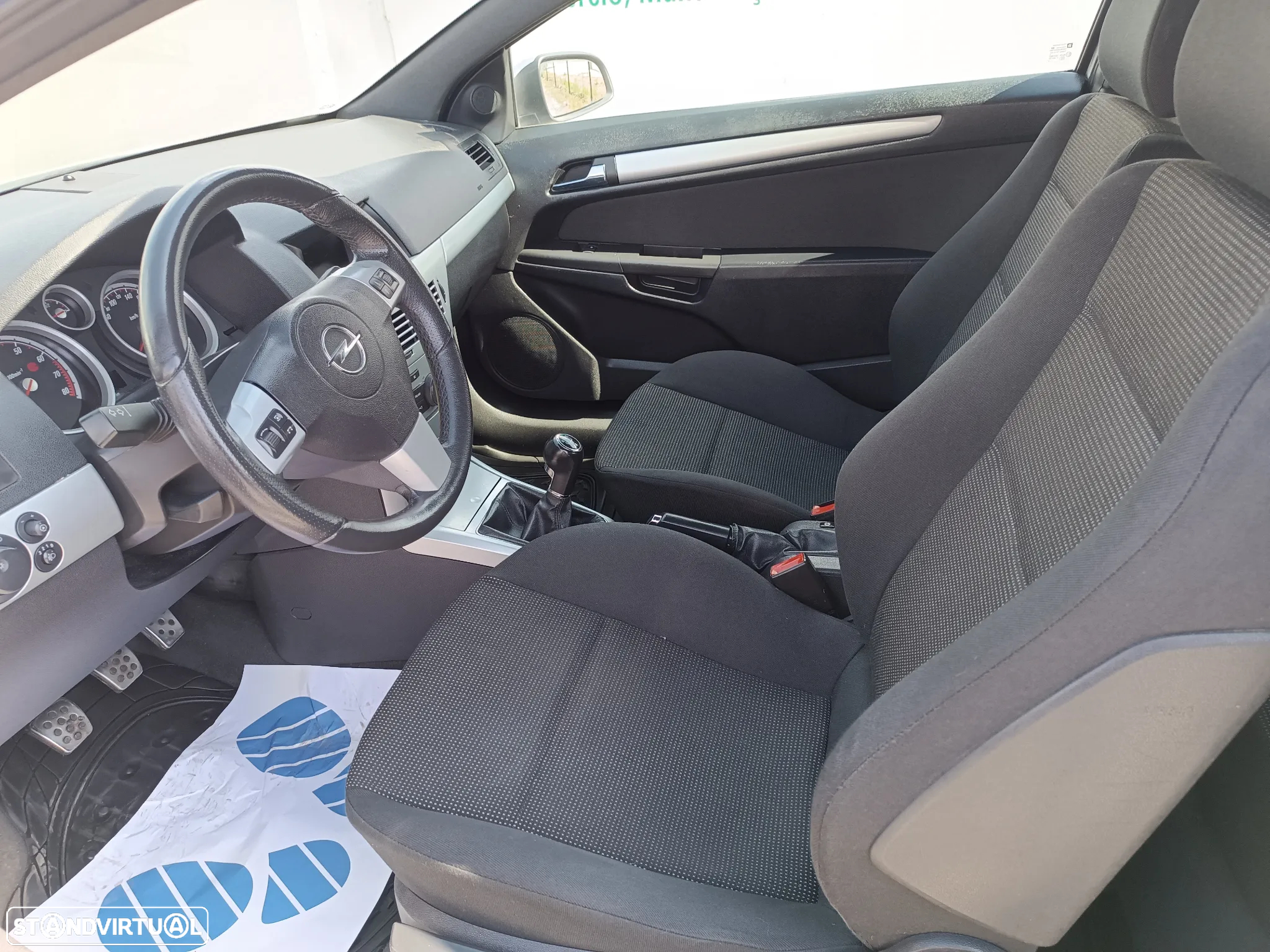 Opel Astra GTC 1.4 - 15