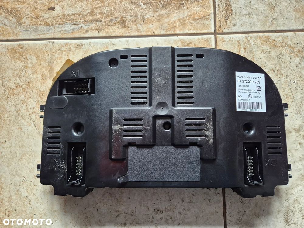 LICZNIK ZEGARY TABLICA MAN TGX TGS TGL TGM EURO 6 81272026259 - 2