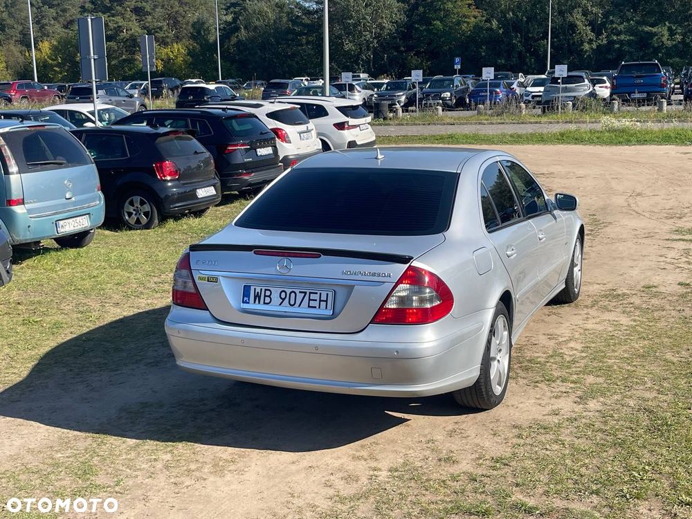 Mercedes-Benz Klasa E 200 Kompressor Automatik Elegance - 15