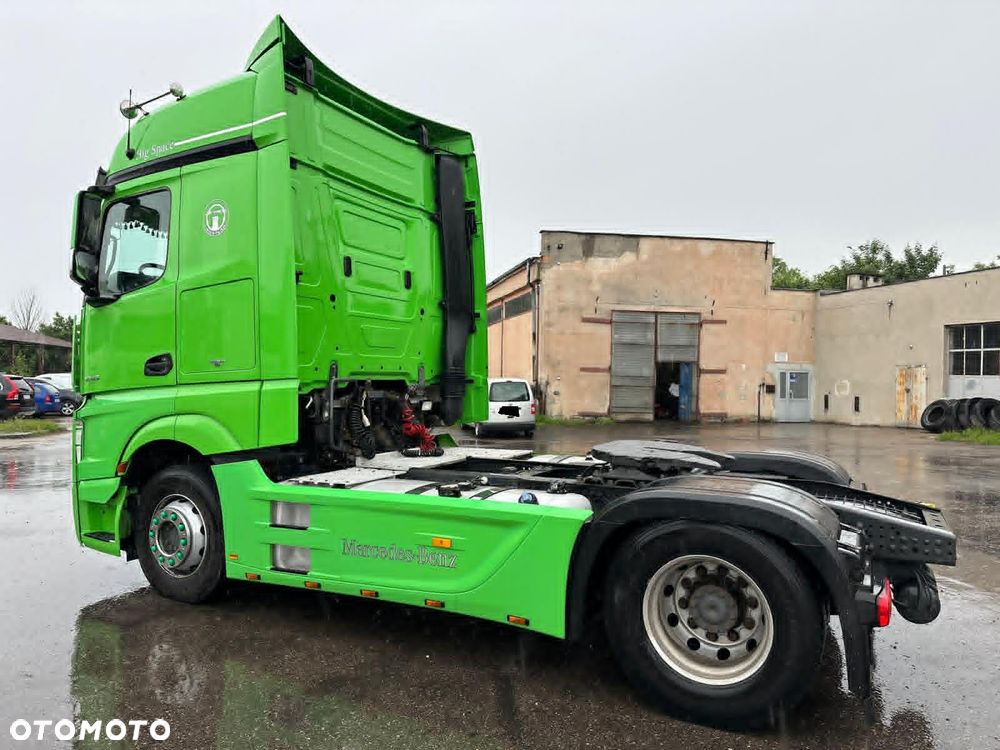 Mercedes-Benz Actros 1845 Big Space - 4