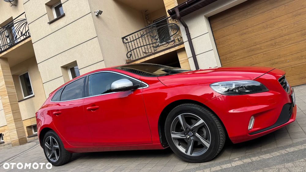 Volvo V40 D2 Drive-E R-Design Momentum - 12