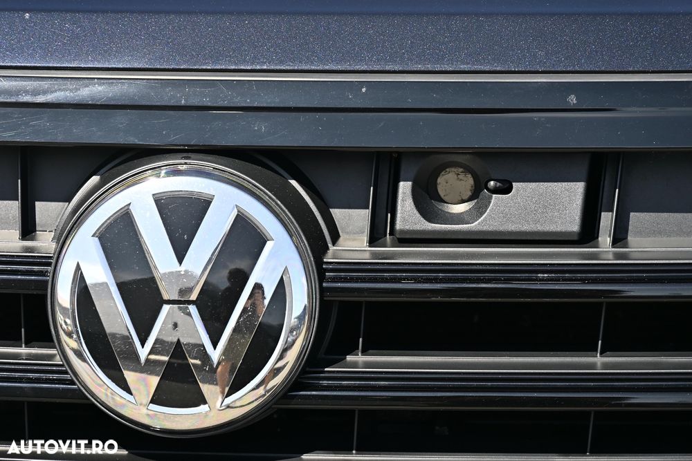 Volkswagen Touareg V6 TDI R-Style - 26