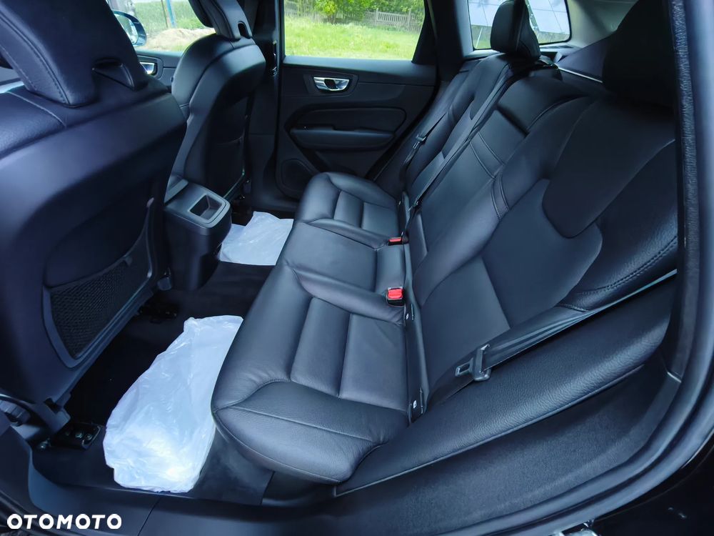 Volvo XC 60 - 8