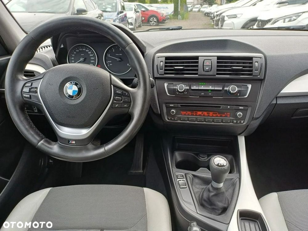 BMW Seria 1 116d EfficientDynamics Edition Sport Line - 24