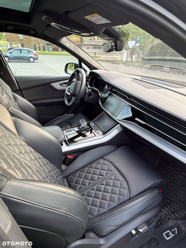 Audi Q7 50 TDI mHEV Quattro S Line Tiptr - 12