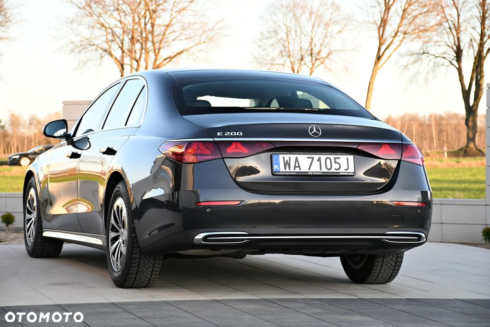 Mercedes-Benz Klasa E 200 Avantgarde - 16